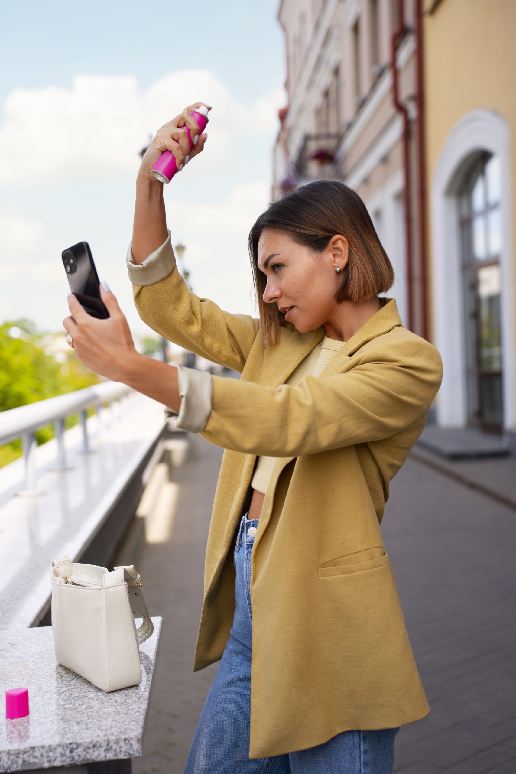 Mujer tomando una foto